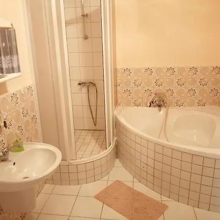 Apartmany Sedek Roprachtice Exterior photo