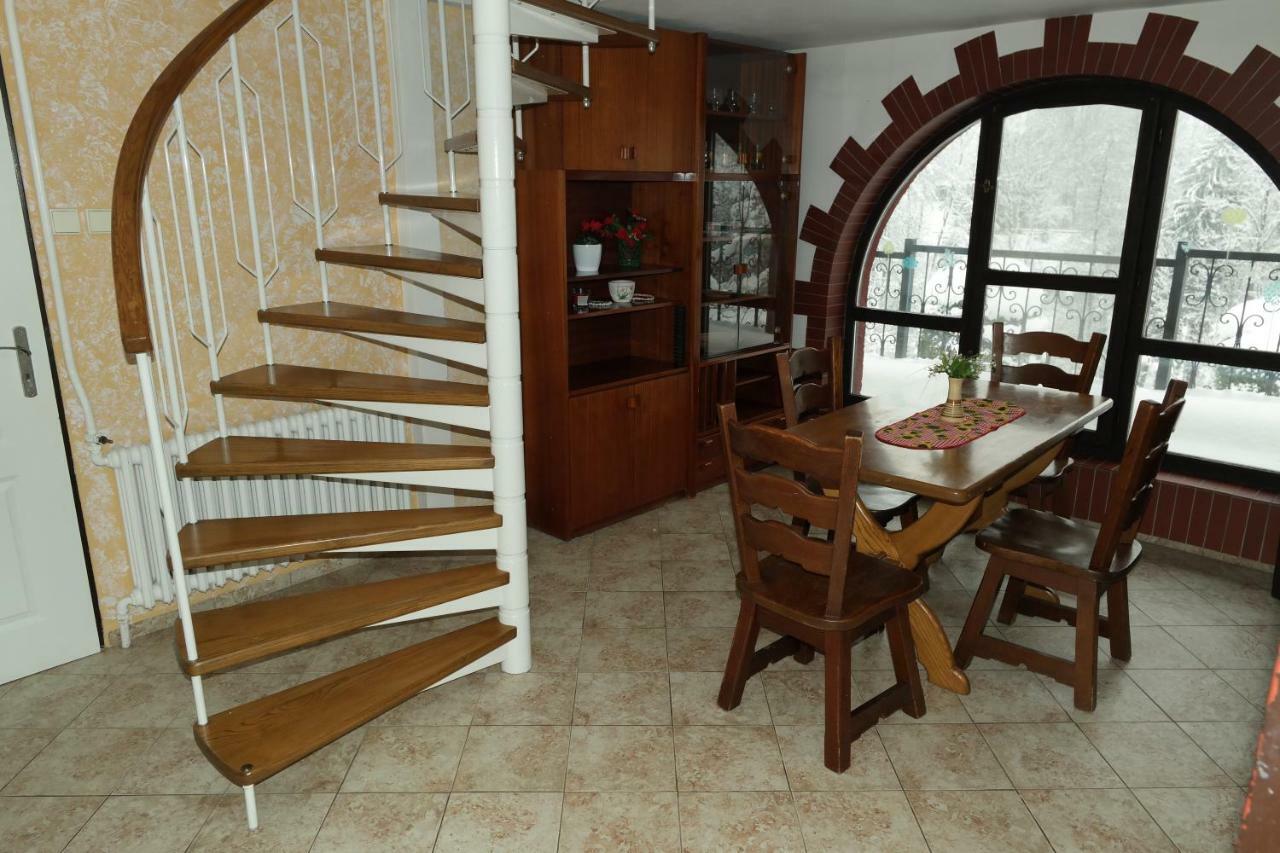 Apartment Sedek Roprachtice